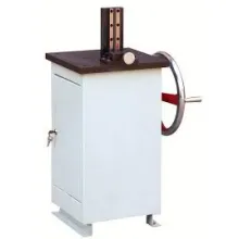 Ручной станок TE-MV2 для нанесения U- и V-образных концентраторов напряжений на образцы фото