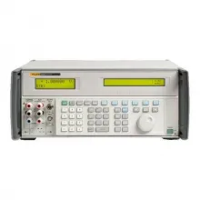 Многоцелевой калибратор Fluke 5522A/1GHZ 240 фото