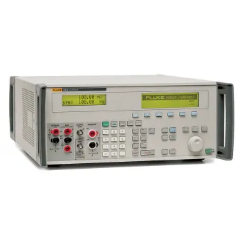 Многоцелевой калибратор высокого соответствия Fluke 5080A/SC-C 240 фото 1