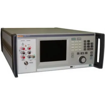 Высокопроизводительный многофункциональный калибратор Fluke 5730A/03S 230 фото 1