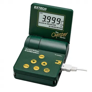 Калибратор/измеритель силы тока и напряжения Extech 412300A-412355A фото 1